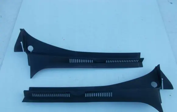 Volkswagen Golf Plus Wiper trim 5M0819404B