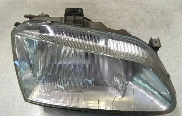 Renault Megane I Headlight/headlamp