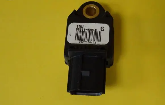 Toyota Yaris Airbag deployment crash/impact sensor 89831-0D010