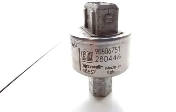 Opel Vectra B Air conditioning (A/C) pressure sensor 90506751 280446