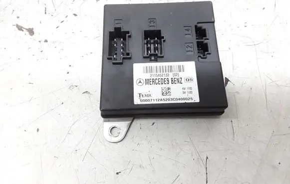 Mercedes-Benz E W211 Other control units/modules 2115452132