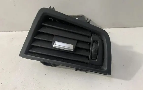BMW 5 F10 F11 Dashboard air vent grill cover trim 9166888