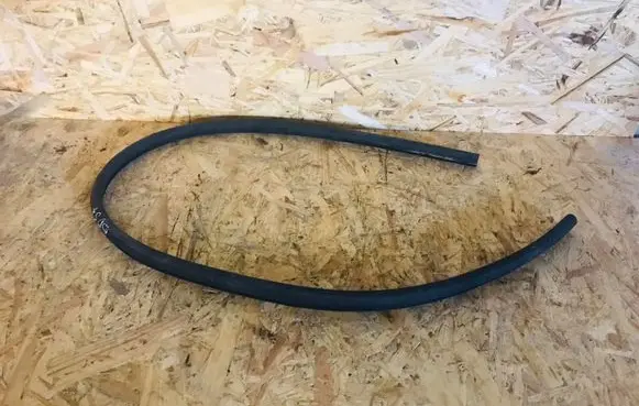 Mercedes-Benz Vito Viano W639 Engine compartment rubber 