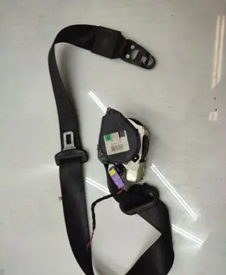 Audi Q7 4L Front seatbelt 606728300 4L1857706