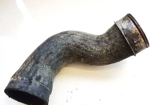 Mercedes-Benz E W210 Intercooler hose/pipe 2105284182