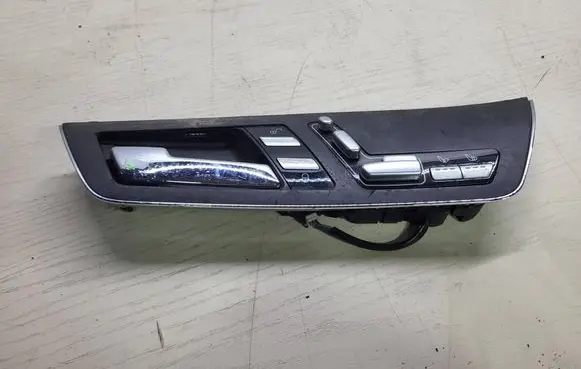 Mercedes-Benz S W221 Seat control switch A2218707051 3359060201