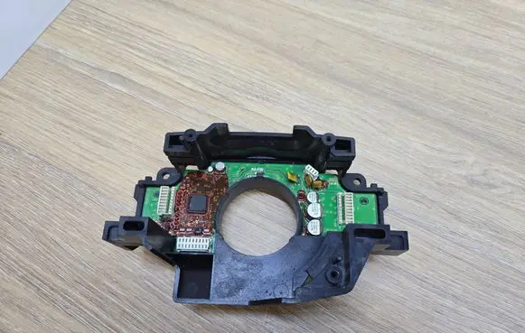 Volvo XC90 Steering angle sensor 30710945