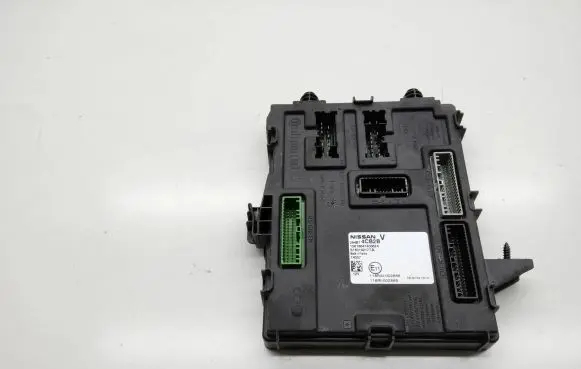 Nissan Qashqai Comfort/convenience module 284B14CB2B 15818647405624 S180192177A