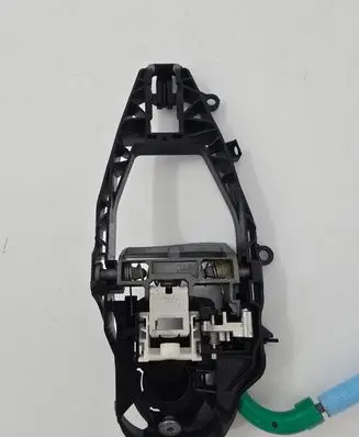 BMW X7 G07 Front door exterior handle/bracket 51219881773 988177351219881773