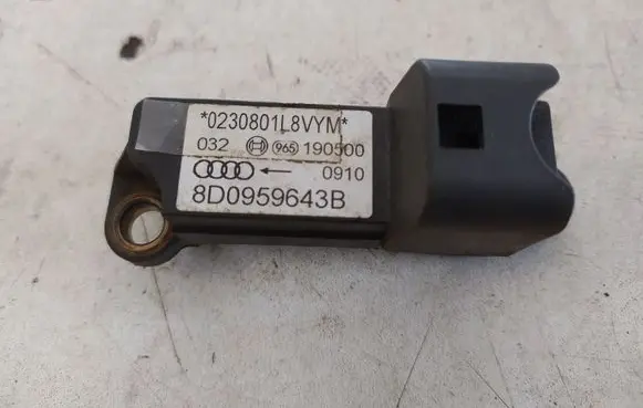 Audi A4 S4 B5 8D Airbag deployment crash/impact sensor 8D0959643B