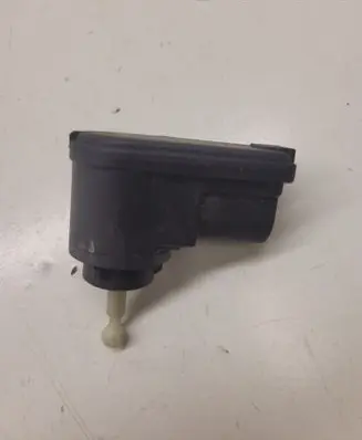 Volkswagen Golf IV Headlight level adjustment motor 1J0941295B