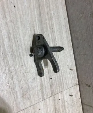 Ford Transit Custom Fuel Injector clamp holder 