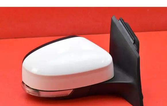 Ford Focus ST Front door electric wing mirror 024550