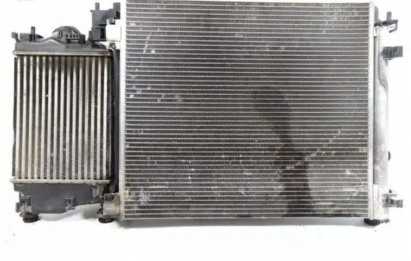 Nissan Qashqai Coolant radiator