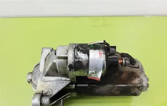 Opel Vivaro Starter motor S3058