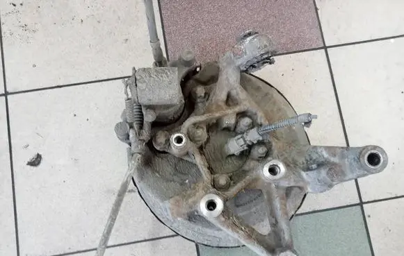 Vauxhall Vectra C Rear wheel hub 000