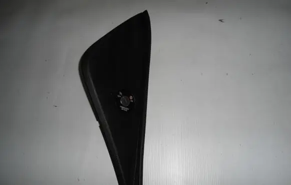 KIA Carens III Centre console side trim front 