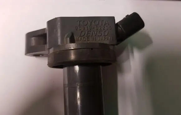 Lexus GS 250 350 300H 450H High voltage ignition coil 9091902256