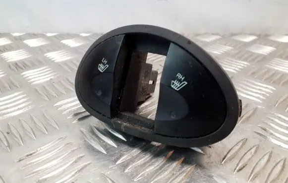 Hyundai Santa Fe Seat heating switch 9333026950 9333026900