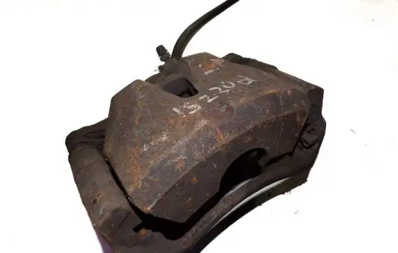 Lexus IS 220D-250-350 Front brake caliper