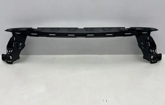 Front bumper mounting bracket