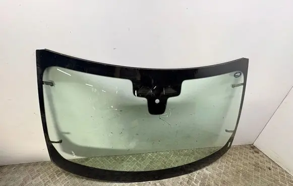 Land Rover Range Rover Sport L461 Front windscreen/windshield window