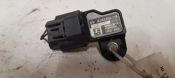Volvo V40 Air pressure sensor 0261230219