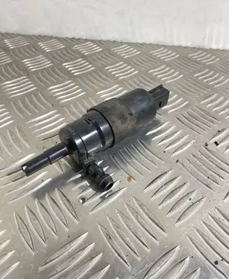 Audi A6 S6 C6 4F Headlight washer pump 3B7955681