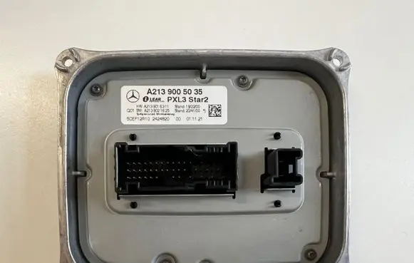 Headlight ballast module Xenon