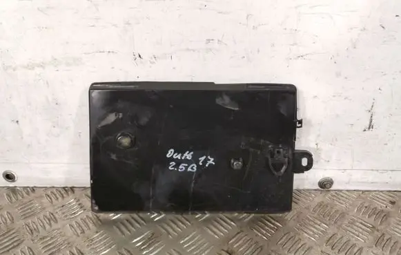 Subaru Outback (BS) Battery tray 82122AJ001