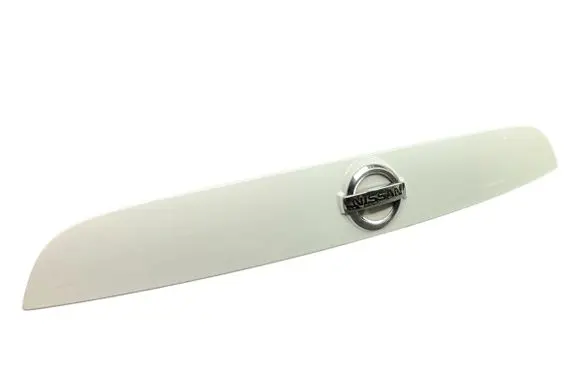 Nissan Juke I F15 Number plate light 908681KR6A
