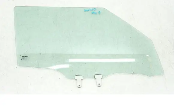 Suzuki Swift IV Front door window glass four-door
