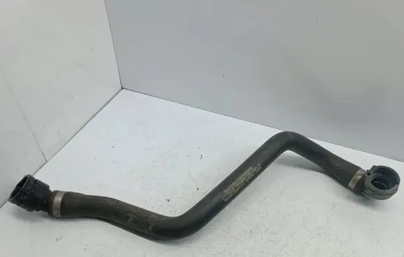 Mercedes-Benz E W213 Engine coolant pipe/hose A2135014782 18566687