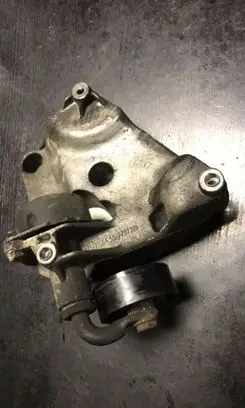 BMW 3 E46 A/C compressor mount bracket 7787319