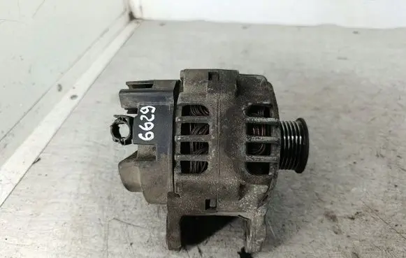 Volkswagen Polo Generator/alternator 03D903025JVALEO