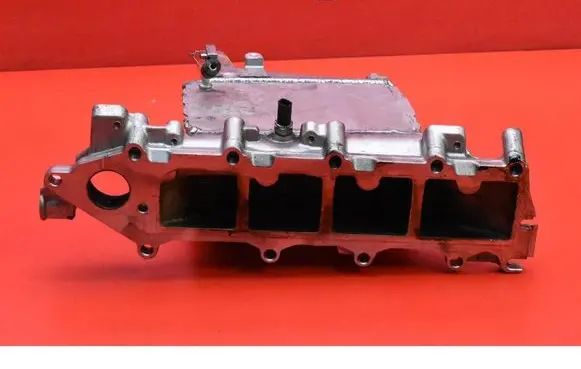 Audi A6 Allroad C7 Intake manifold 04L129711AE