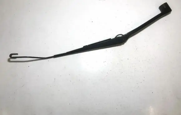 Front wiper blade arm