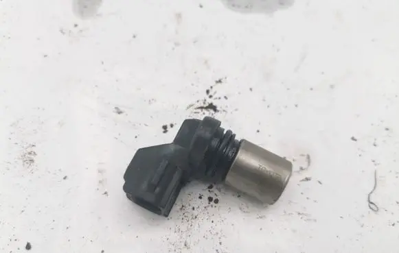 Toyota Avensis T250 Camshaft speed sensor NOCODE