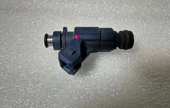 Mercedes-Benz CLK A209 C209 Fuel injector A1120780149