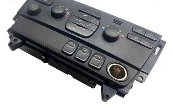 Volvo V70 Climate control unit 30746022 05W31E05 31414744