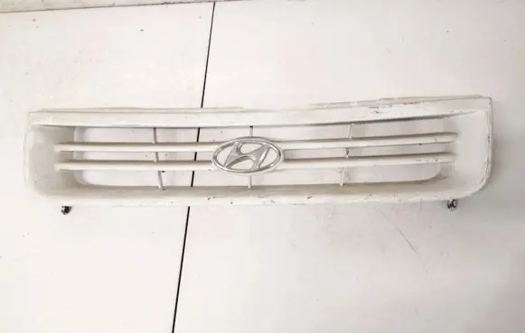 Hyundai Lantra I Front grill 8635028000 86350-28000