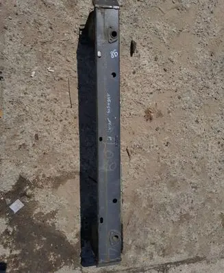 Toyota Avensis T270 Front bumper cross member