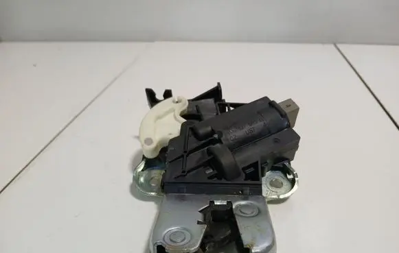 Audi A5 8T 8F Tailgate/trunk/boot lock/catch/latch 4F5827505D