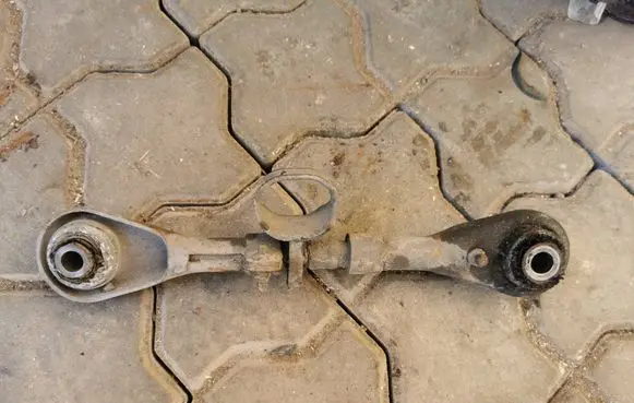 Peugeot 508 Rear control arm