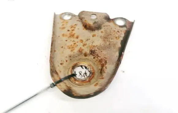 Volvo S60 Engine mounting bracket