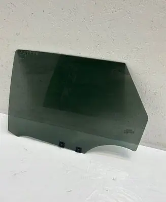 Renault Captur Rear door window glass