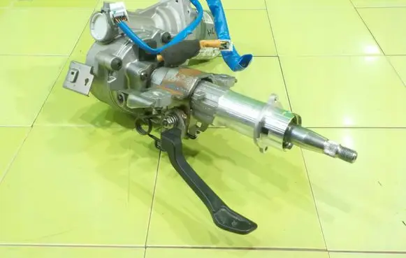 Hyundai i40 Power steering pump 563103Z330