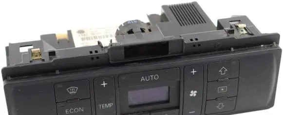 Audi A4 S4 B5 8D Climate control unit 8D0820043M 5HB00790805