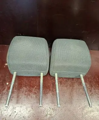 Ford Fiesta Front seat headrest 