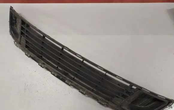 Citroen C5 Front bumper lower grill 9681052677